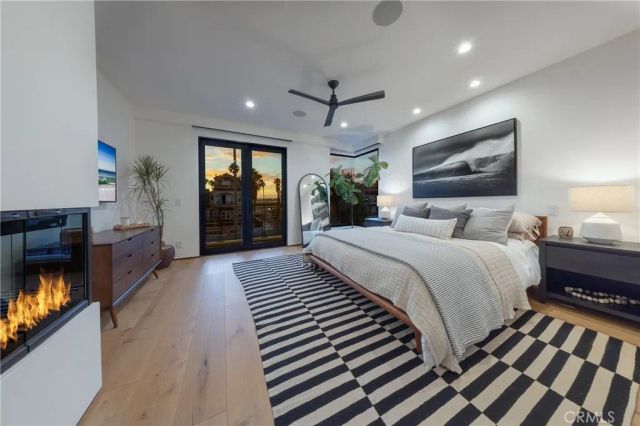 122 22nd Street, Huntington Beach, CA 92648