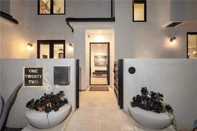 122 22nd Street, Huntington Beach, CA 92648