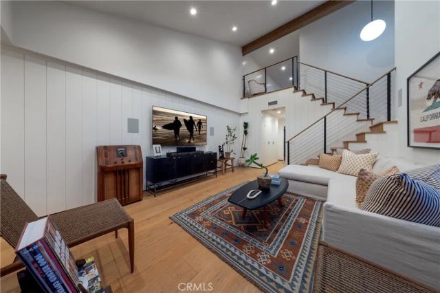 122 22nd Street, Huntington Beach, CA 92648