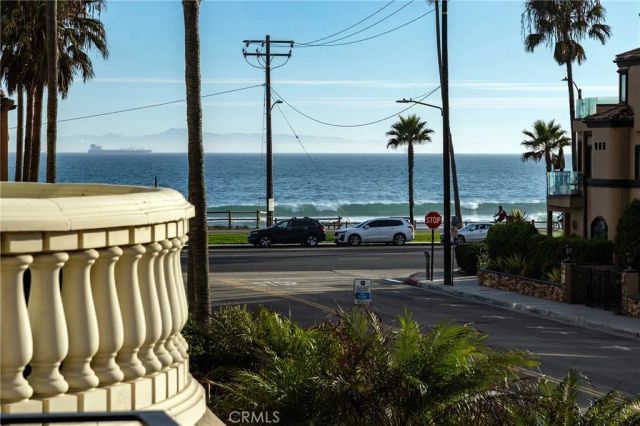 122 22nd Street, Huntington Beach, CA 92648