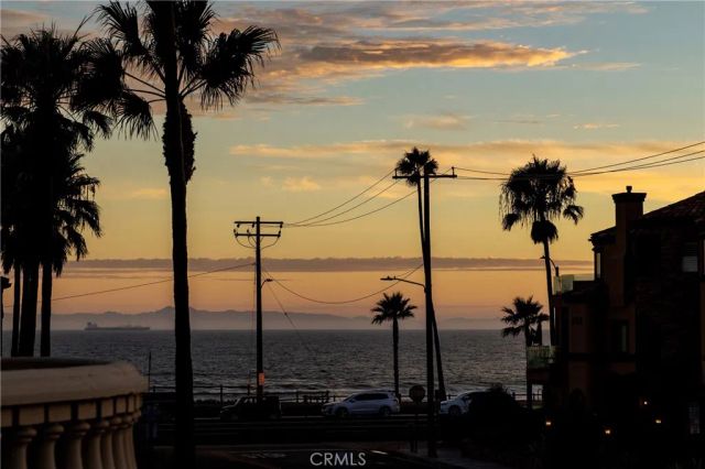 122 22nd Street, Huntington Beach, CA 92648