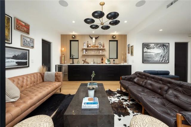 122 22nd Street, Huntington Beach, CA 92648