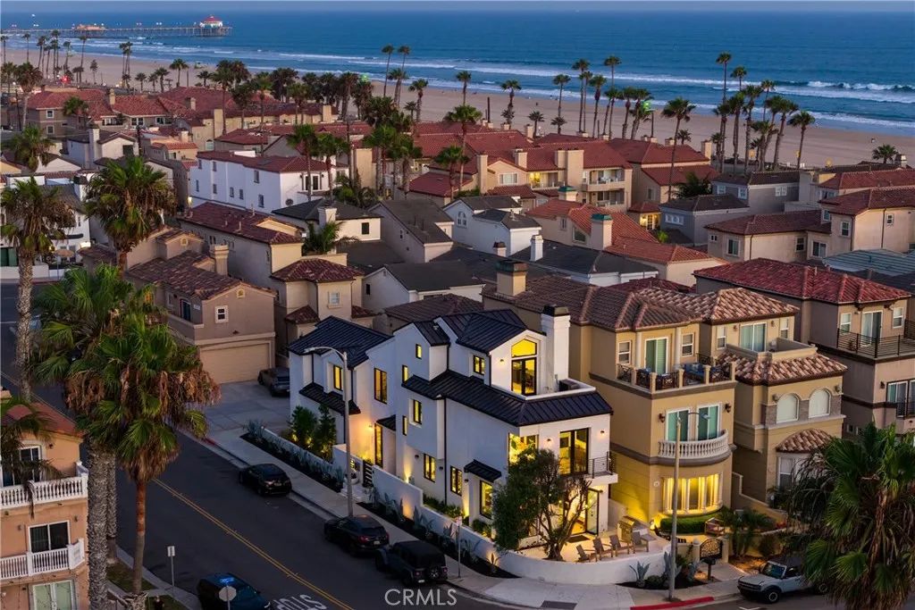 122 22nd Street, Huntington Beach, CA 92648