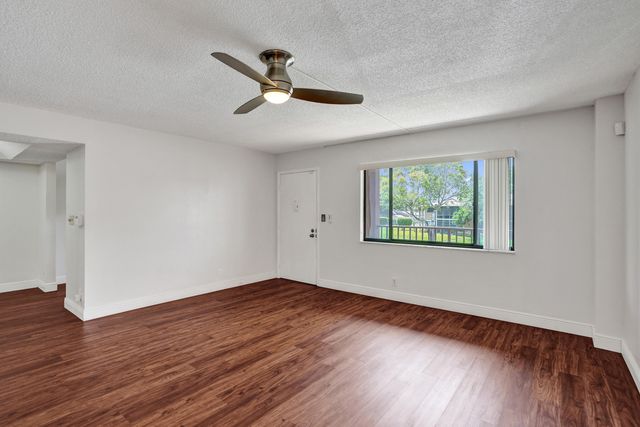 7432 Ashmont Circle 208, Tamarac, FL 33321