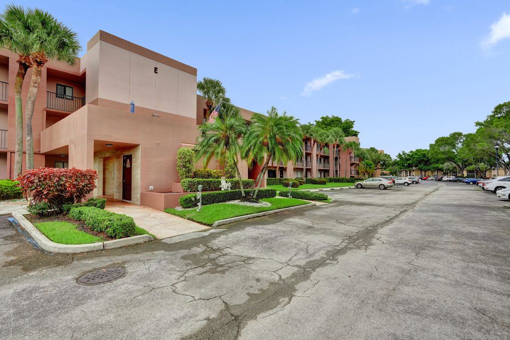 7432 Ashmont Circle 208, Tamarac, FL 33321