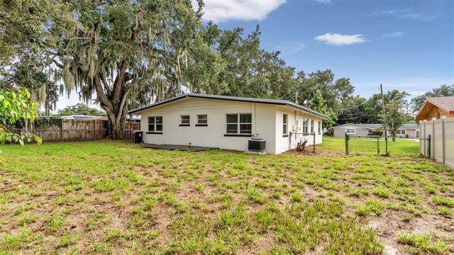 112 TERRACE DRIVE, Winter Haven, FL 33884
