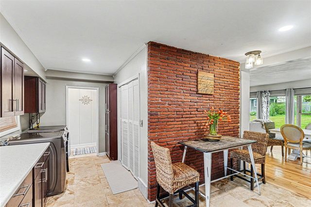 6 E Langley Road, Battle Creek, MI 49015
