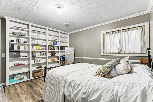 6 E Langley Road, Battle Creek, MI 49015