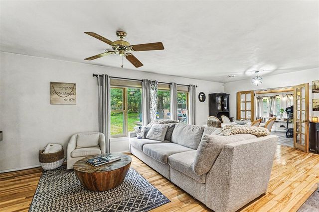 6 E Langley Road, Battle Creek, MI 49015