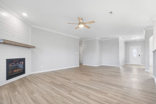 2538 Rafiki Dr, Clarksville, TN 37042