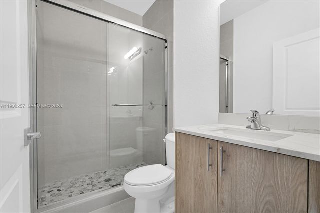 22431 SW 125 ave 19A, Miami, FL 33170