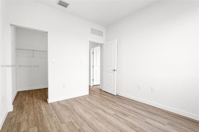 22431 SW 125 ave 19A, Miami, FL 33170