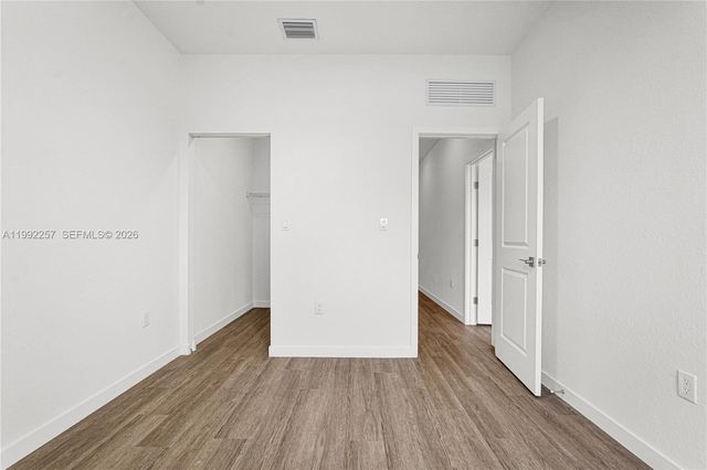 22431 SW 125 ave 19A, Miami, FL 33170