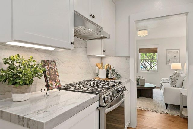 40 Pleasant Street, Los Gatos, CA 95030