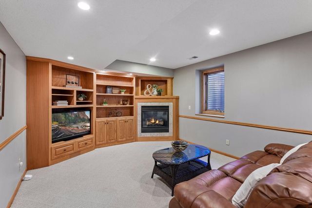 26145 Oak Leaf Trail, Shorewood, MN 55331