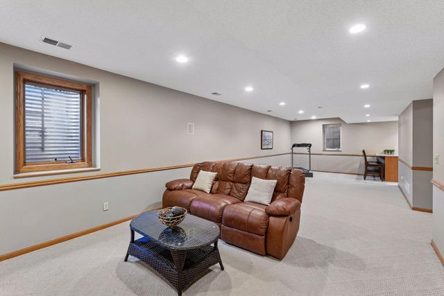 26145 Oak Leaf Trail, Shorewood, MN 55331