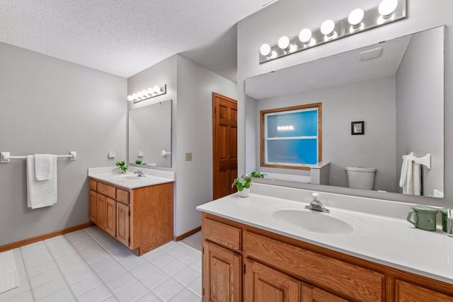 26145 Oak Leaf Trail, Shorewood, MN 55331