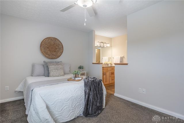 957 Pine Needles Drive, Washington Twp, OH 45458