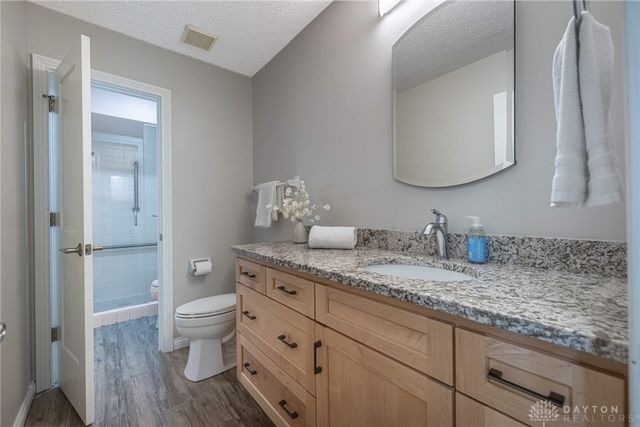 957 Pine Needles Drive, Washington Twp, OH 45458