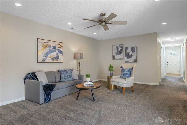 957 Pine Needles Drive, Washington Twp, OH 45458