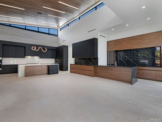 24606 Cliff Line, San Antonio, TX 78257