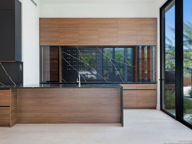 24606 Cliff Line, San Antonio, TX 78257