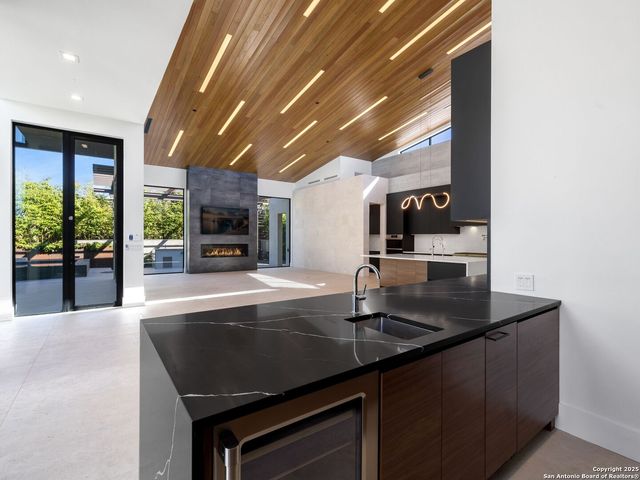 24606 Cliff Line, San Antonio, TX 78257