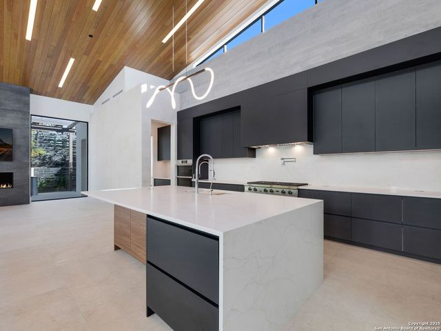 24606 Cliff Line, San Antonio, TX 78257