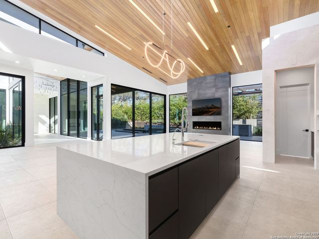 24606 Cliff Line, San Antonio, TX 78257