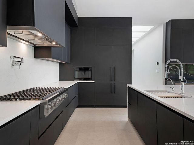 24606 Cliff Line, San Antonio, TX 78257