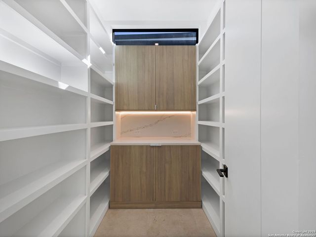 24606 Cliff Line, San Antonio, TX 78257