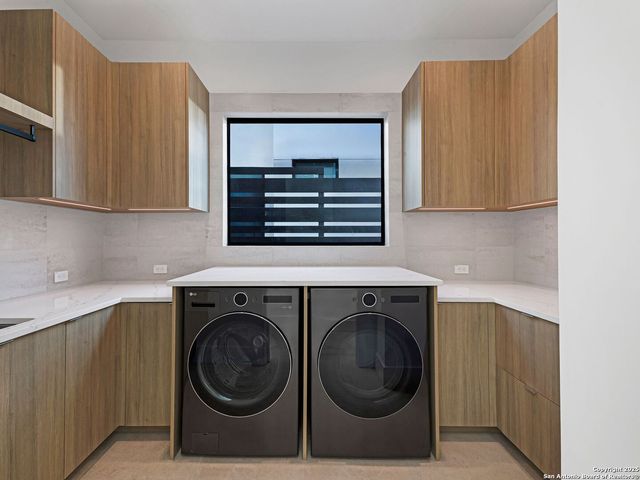 24606 Cliff Line, San Antonio, TX 78257