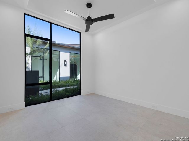 24606 Cliff Line, San Antonio, TX 78257