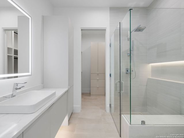 24606 Cliff Line, San Antonio, TX 78257