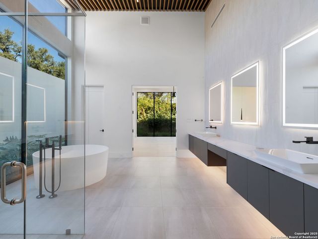 24606 Cliff Line, San Antonio, TX 78257