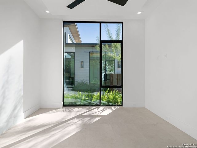 24606 Cliff Line, San Antonio, TX 78257