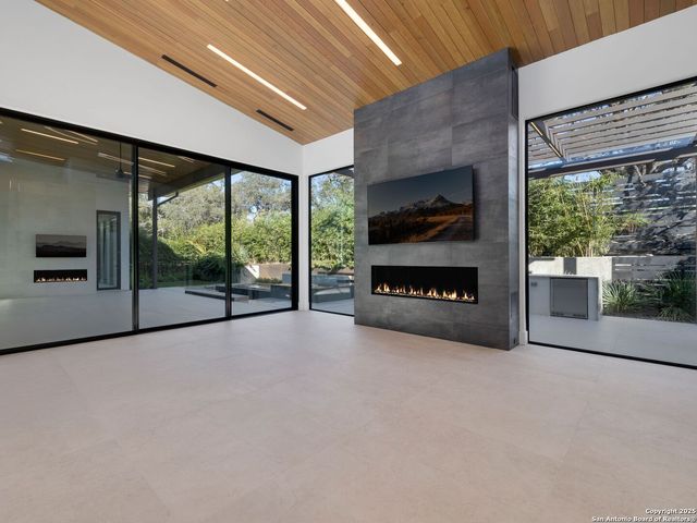 24606 Cliff Line, San Antonio, TX 78257