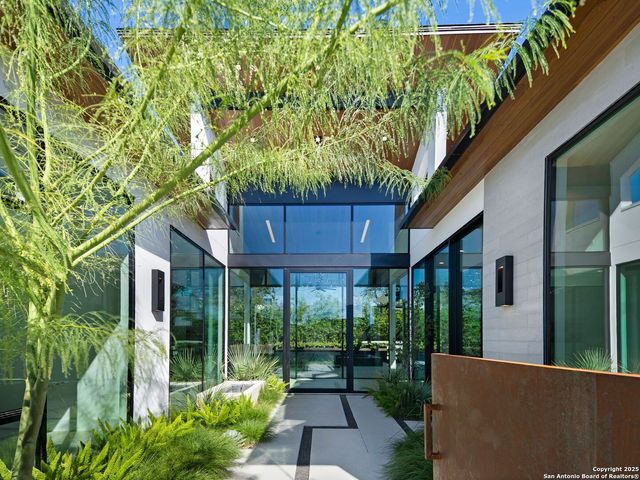 24606 Cliff Line, San Antonio, TX 78257