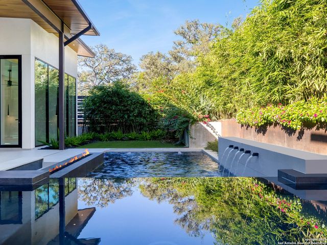 24606 Cliff Line, San Antonio, TX 78257