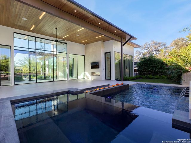 24606 Cliff Line, San Antonio, TX 78257