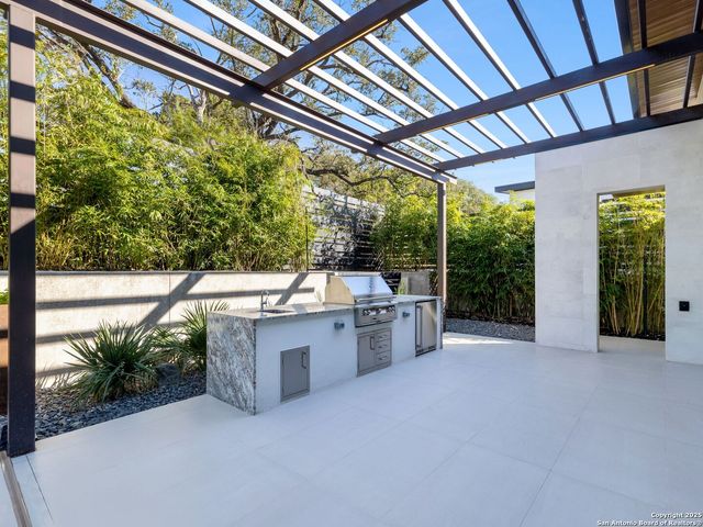 24606 Cliff Line, San Antonio, TX 78257