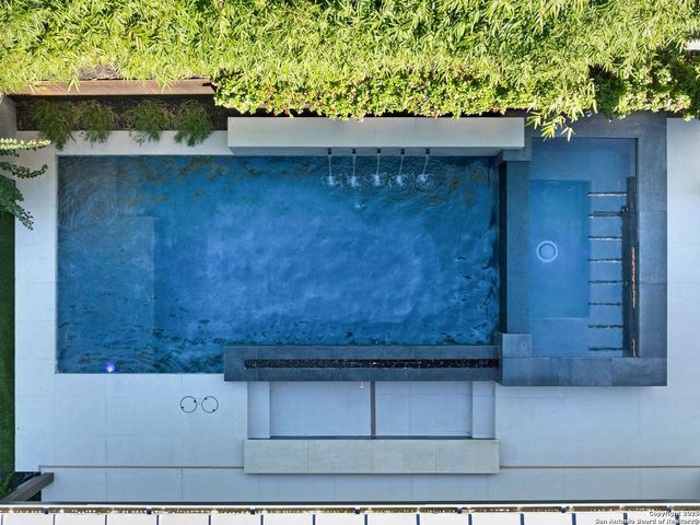 24606 Cliff Line, San Antonio, TX 78257