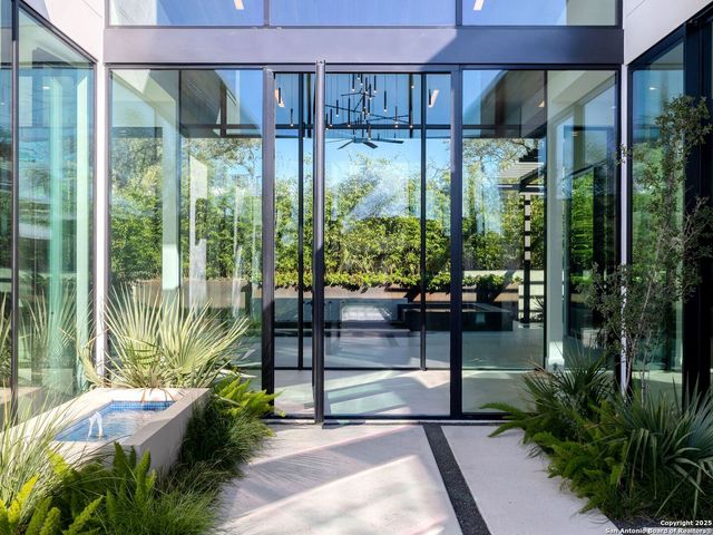 24606 Cliff Line, San Antonio, TX 78257