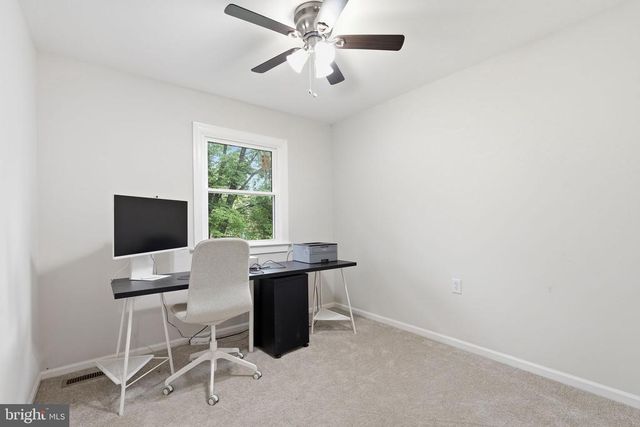 4517 APPLEDALE CT, Marshall, VA 20115