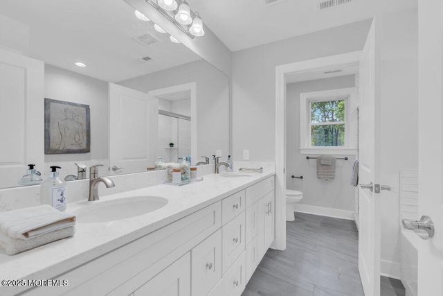 871 Woodbury Drive, Jackson, NJ 08527