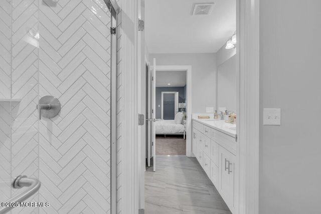 871 Woodbury Drive, Jackson, NJ 08527