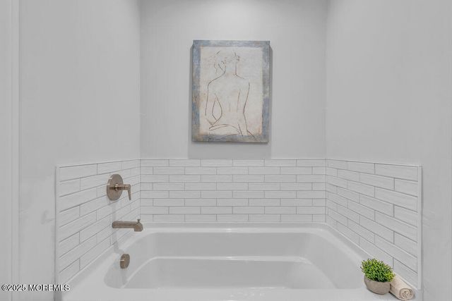 871 Woodbury Drive, Jackson, NJ 08527