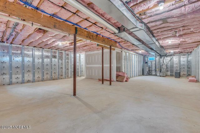 871 Woodbury Drive, Jackson, NJ 08527