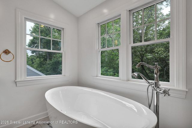 350 Kensington Road, East Lansing, MI 48823