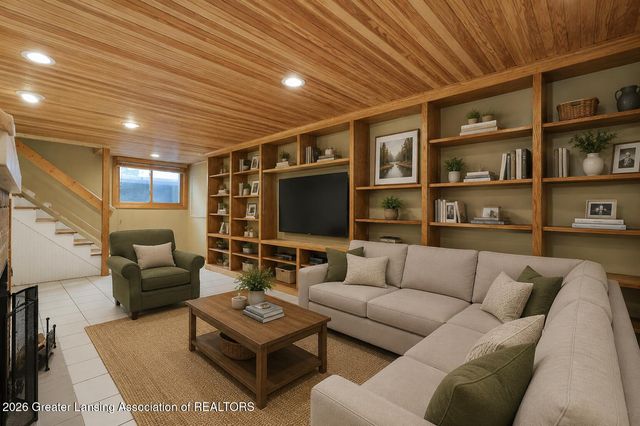 350 Kensington Road, East Lansing, MI 48823